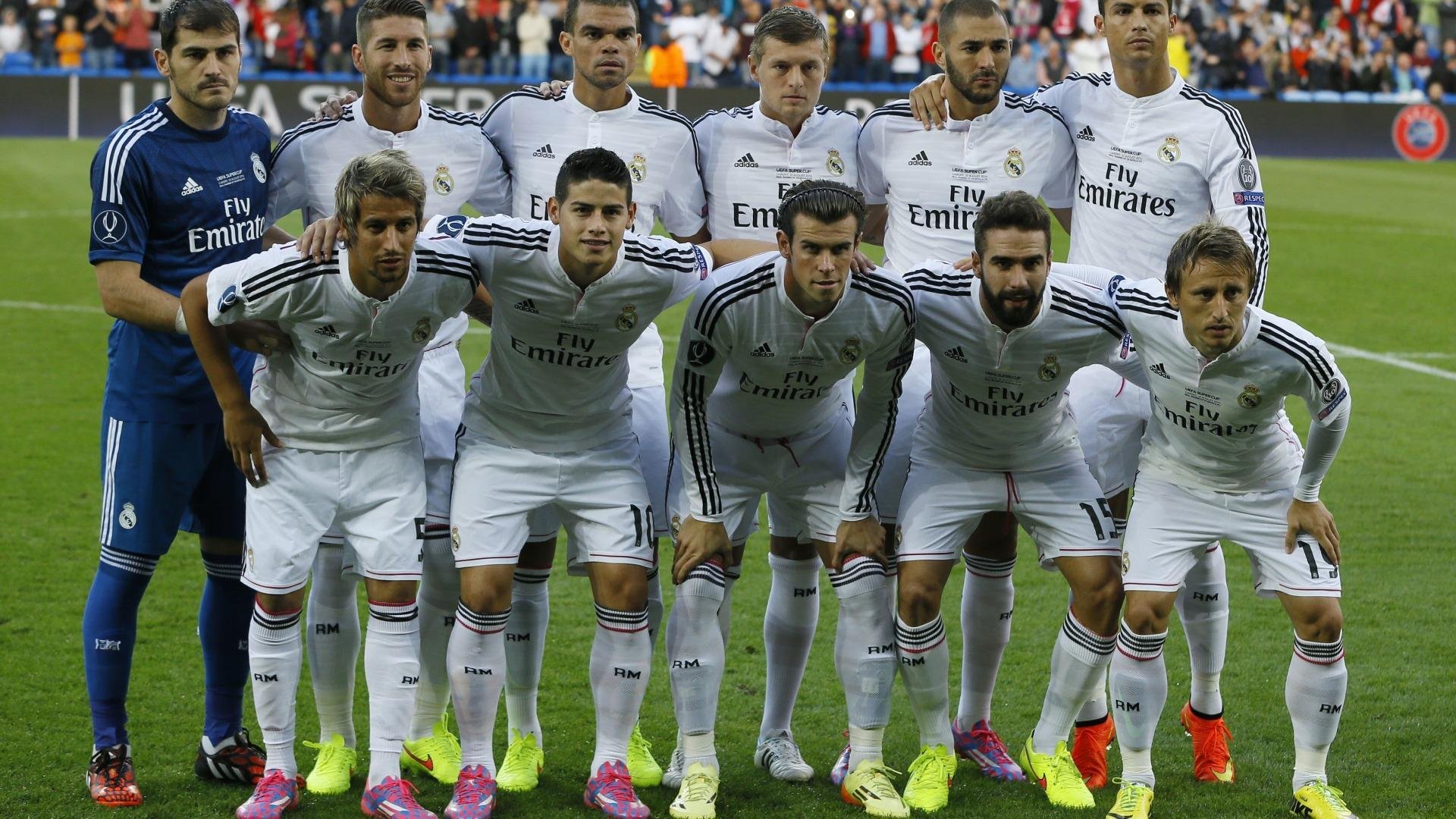 开云权威入口-未来“足球皇者”在欧冠燃烧崛起，谁将站在最高峰？，足球欧皇是谁